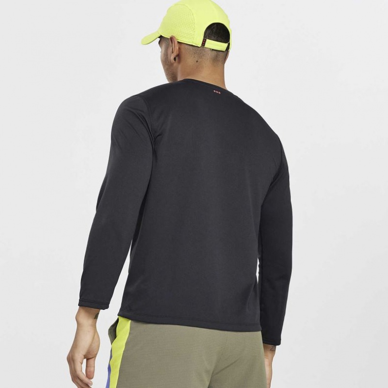 Black Men's Saucony Stopwatch Long Sleeve T-Shirt | AUSTRALIA-MFUBZ