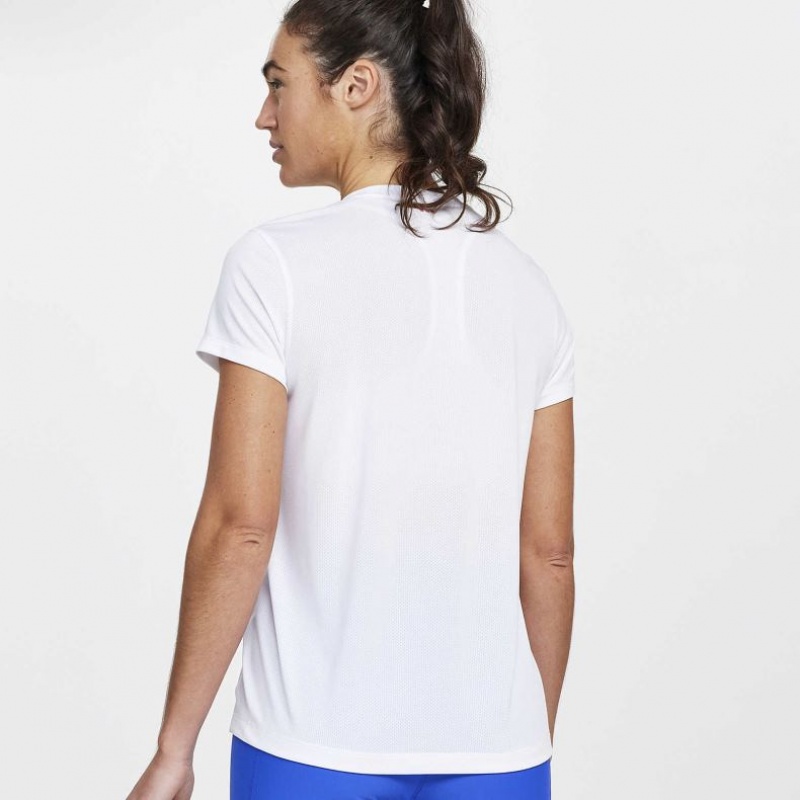 White Women's Saucony Stopwatch Short Sleeve T-Shirt | AUSTRALIA-ZRTLC